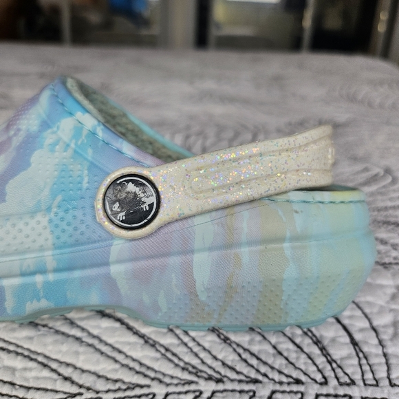 VGUC Crocs Pastel Cloud Clog Fleece Lined Girls 13 Multicolor - Picture 6 of 16